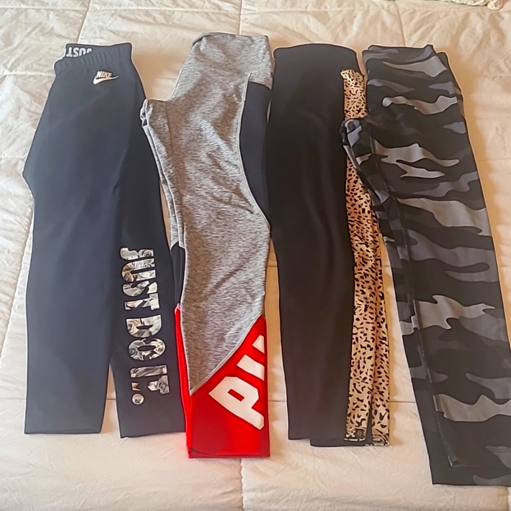 EUC Womans Tights lot